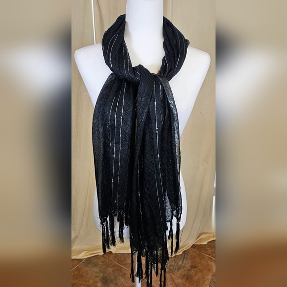 Source Unknown Accessories - NWT Shimmery Elegant Blk & Silver Rayon Striped Sheer Scarf With Sequins & Fring